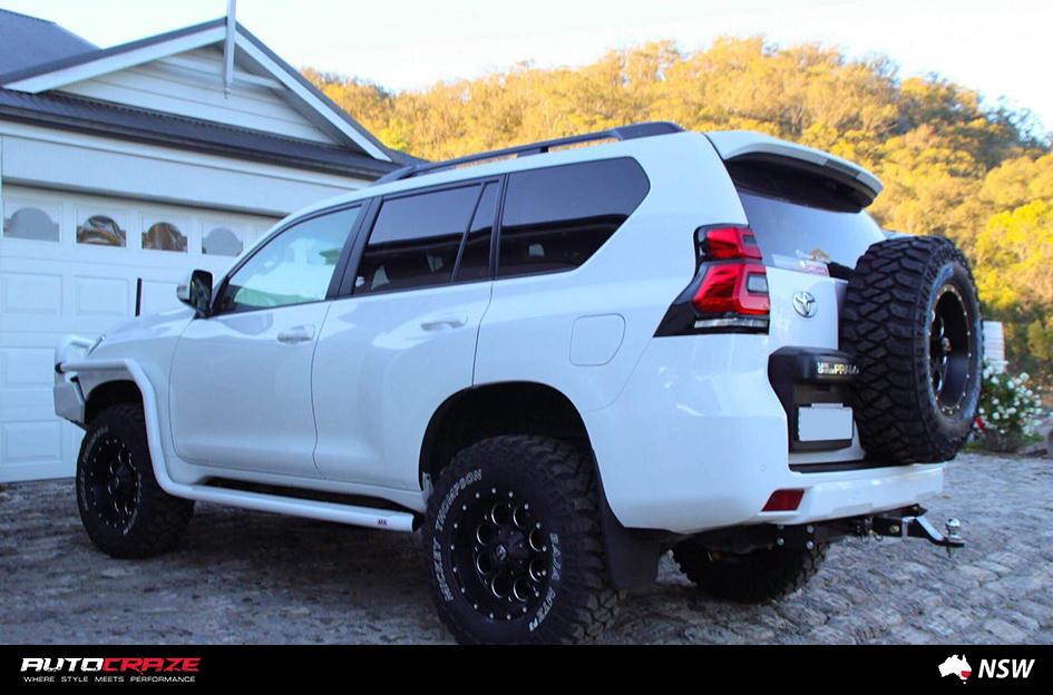 TOYOTA-PRADO-REVOLVER-GLOSS-BLACK-WITH-MILLED-ACCENTS